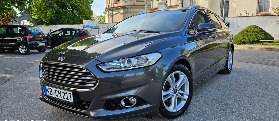 Ford Mondeo cena 47900 przebieg: 203500, rok produkcji 2016 z Chojnów małe 326
